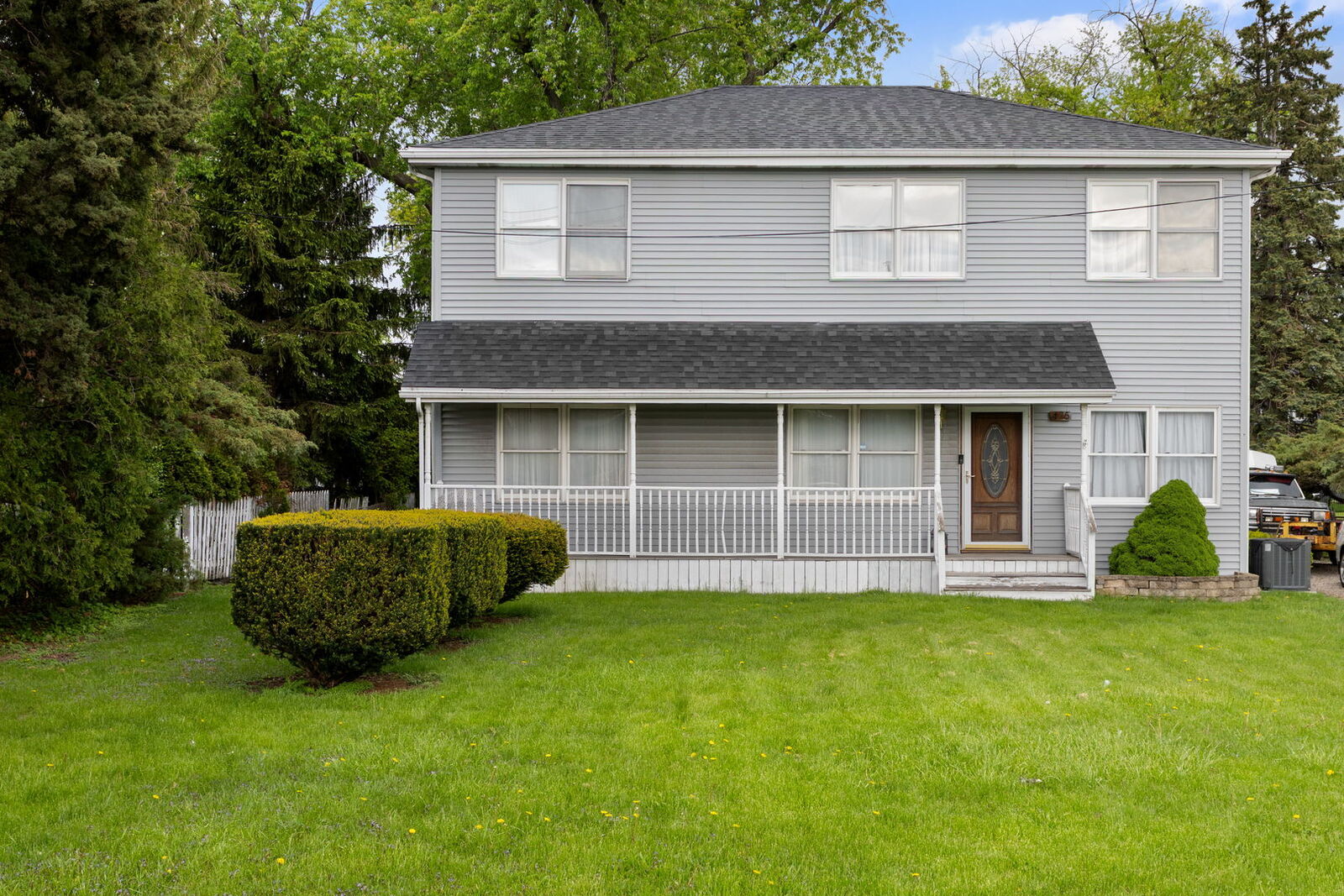 Property Photo:  S475 Old York Road  IL 60126 