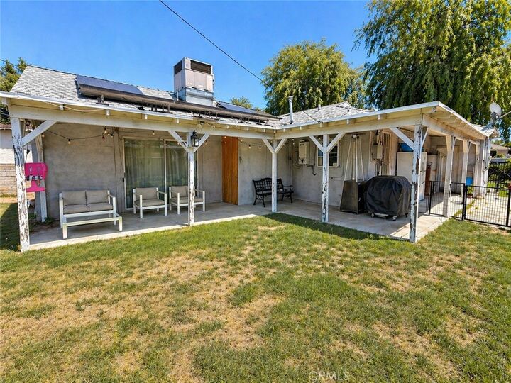 Property Photo:  2276 Cedar St  CA 92404 