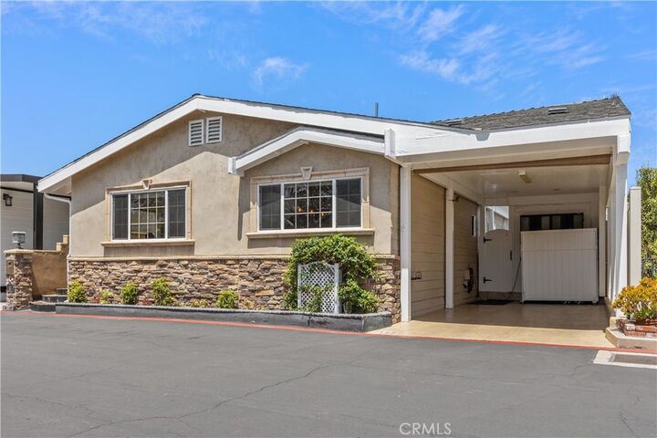 Property Photo:  142 Liberty  CA 92660 