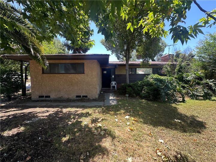 Property Photo:  326 E Colorado  CA 91006 