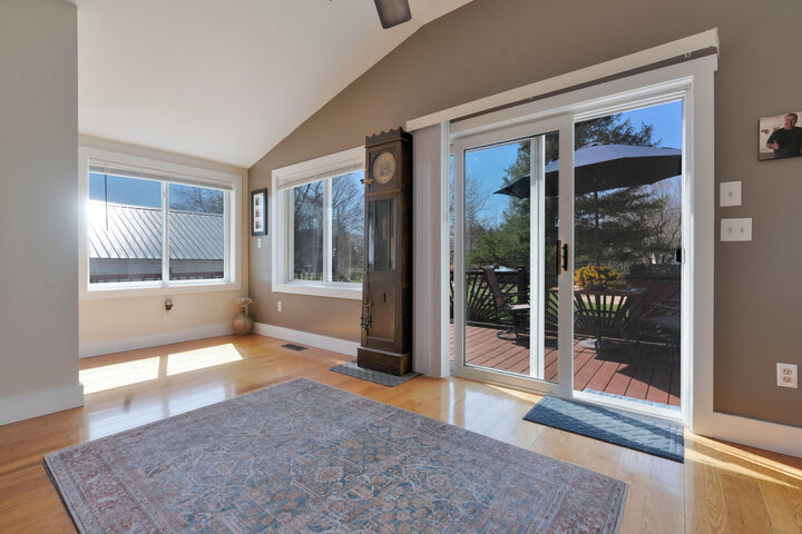 Property Photo:  15 Sunset Avenue  ME 03906 