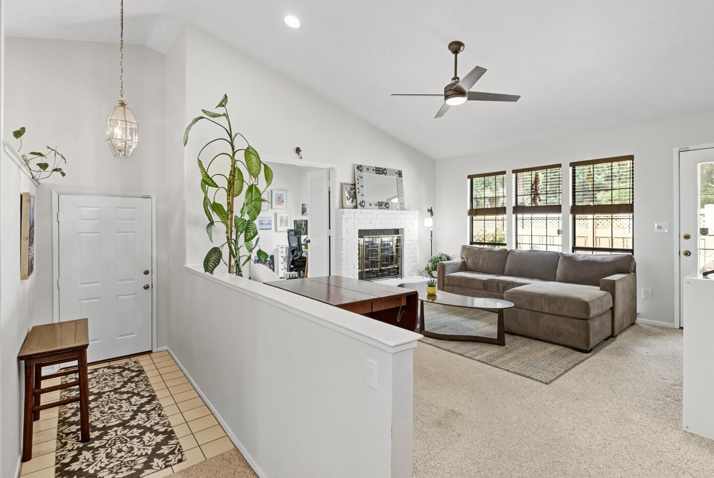 Property Photo: 3961 Park Circle Lane C CA 95608