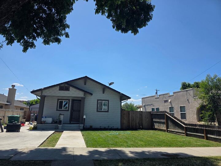 Property Photo:  353 L Street  CA 93635 