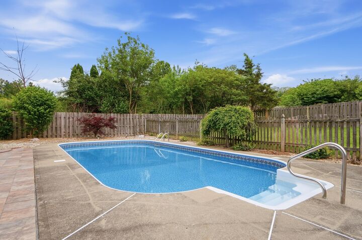 Property Photo:  1229 Darvyville Drive  KY 41042 