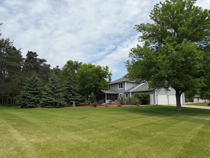 Property Photo: 2721 Meadowrose Boulevard MN 56301