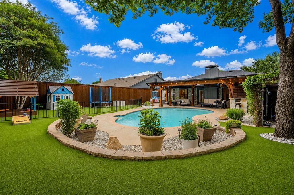 Property Photo:  1213 Nelson Place  TX 76028 