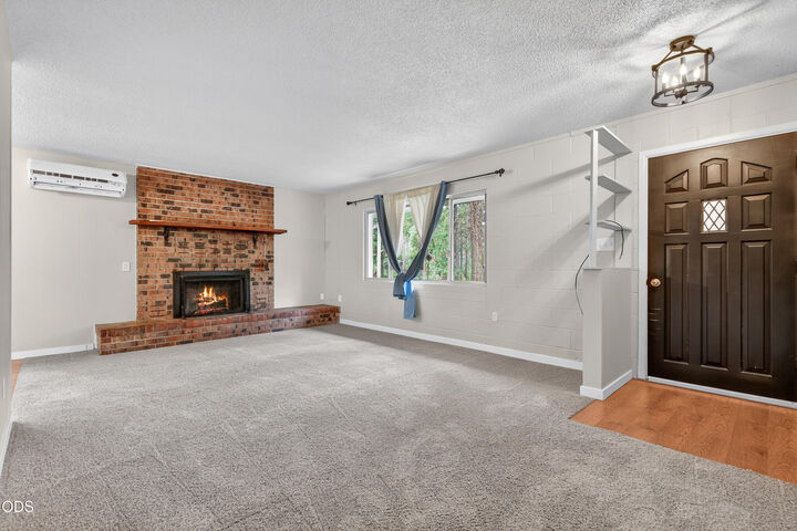 Property Photo:  981 Upper Applegate Road  OR 97530 