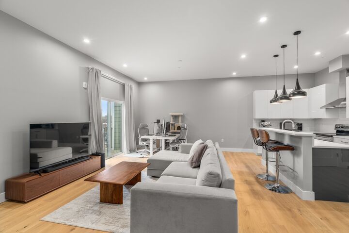 Property Photo:  60 Cross St E 328  MA 02145 