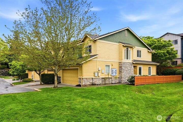 Property Photo:  18502  36th Avenue W F  WA 98037 