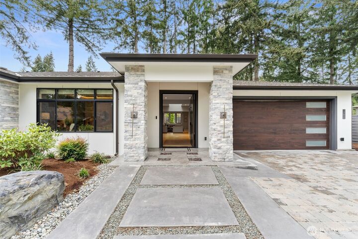 Property Photo:  12608 NE 30th Street  WA 98005 
