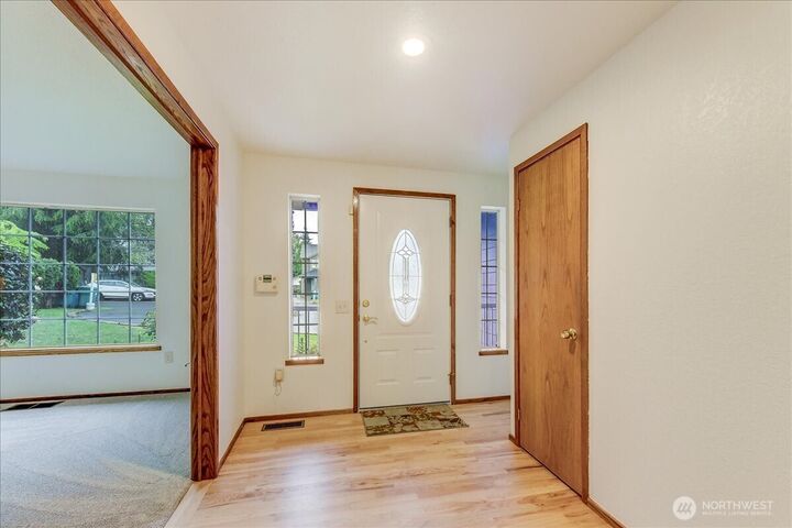 Property Photo: 20426 Dayton Avenue N WA 98133