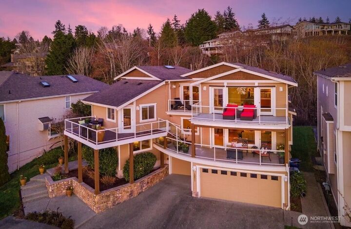 Property Photo:  10601  Marine View Drive  WA 98275 