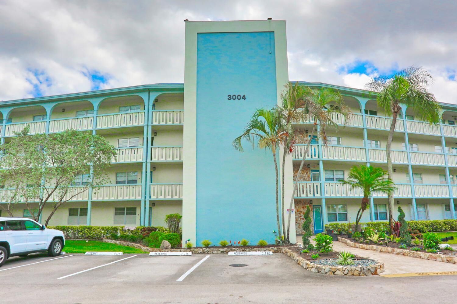 Property Photo:  3004 Portofino Isle G3  FL 33066 