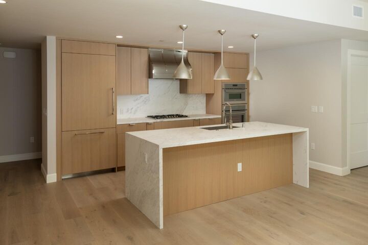 Property Photo:  450 First Street 109  CA 94022 