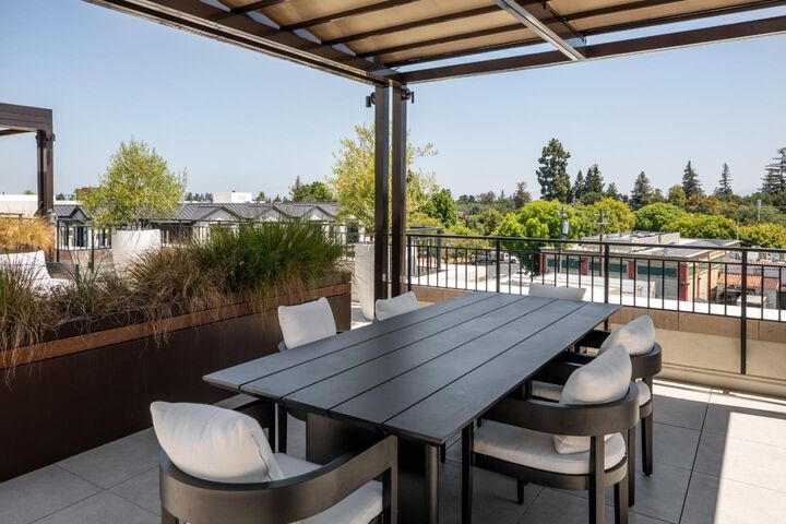 Property Photo:  450 First 106  CA 94022 