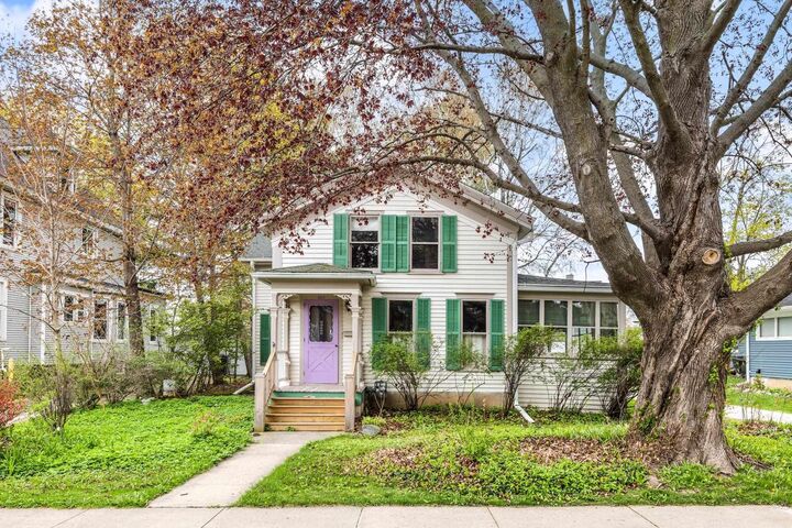 Property Photo:  547 Watson Street  WI 54971 