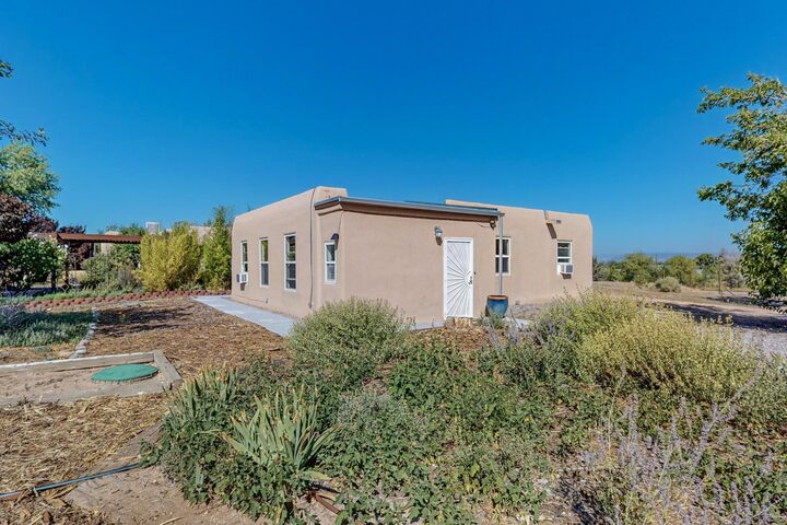 Property Photo:  19 Lumbre Del Sol  NM 87532 