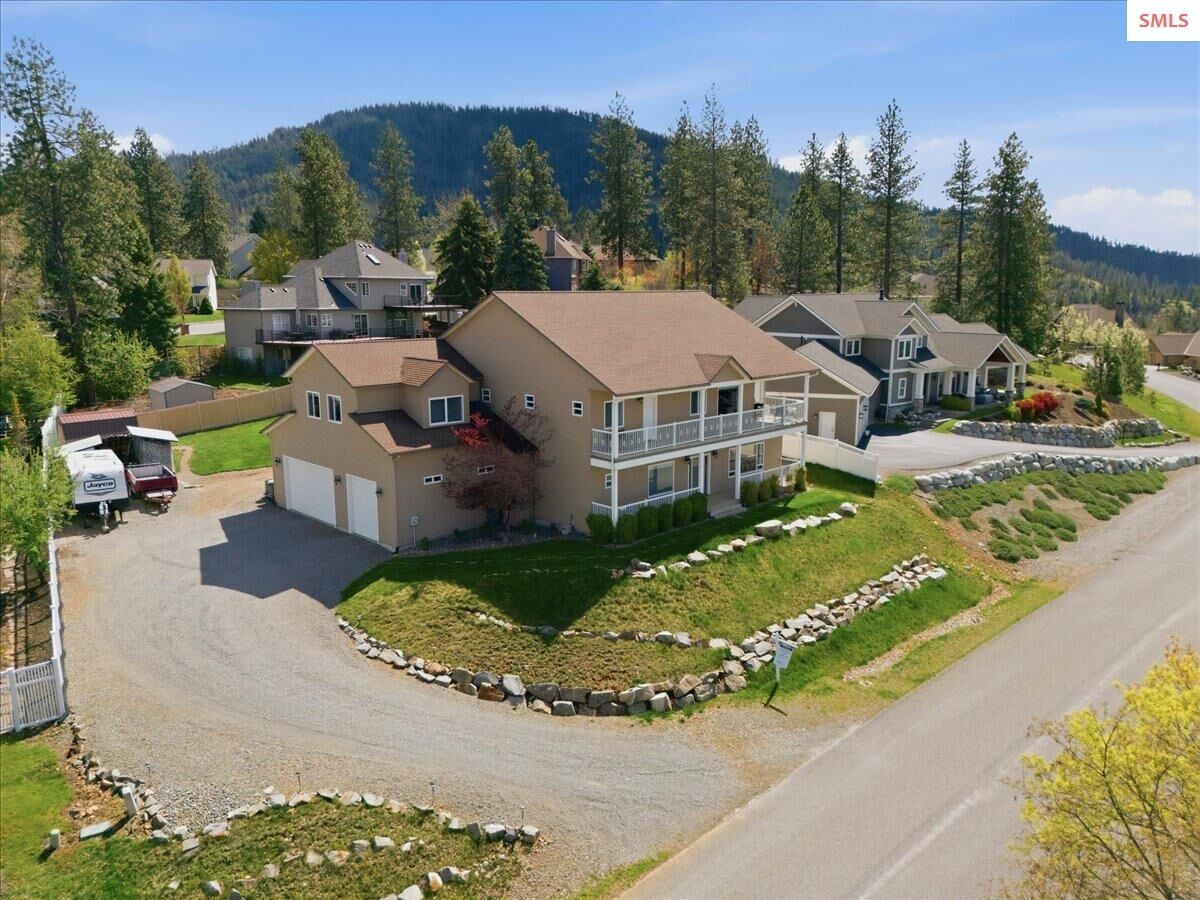 Property Photo: 2010 E Grandview Dr ID 83815