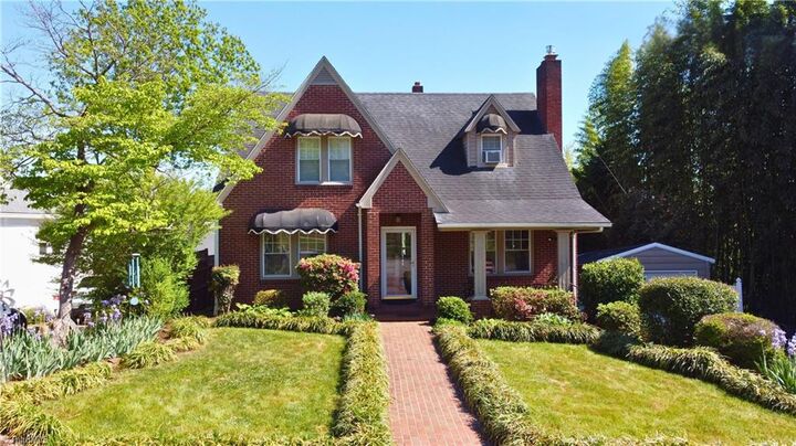 Property Photo:  905 F Street  NC 28659 