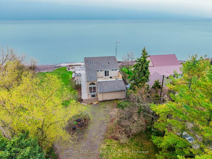 Photo de la propriété:  151 Cedar Crest Beach Road  ON L1C 5R2 