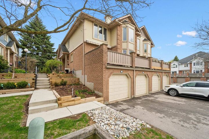 Property Photo: 941 Gordon Street 25 ON N1G 4R9