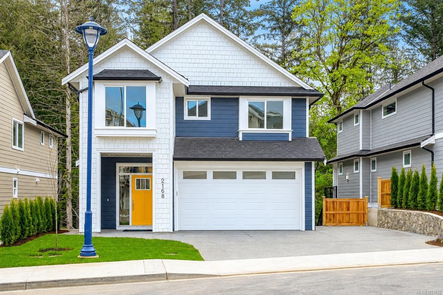 Photo de la propriété:  2168 Bellflower Dr  BC V9C 0S6 