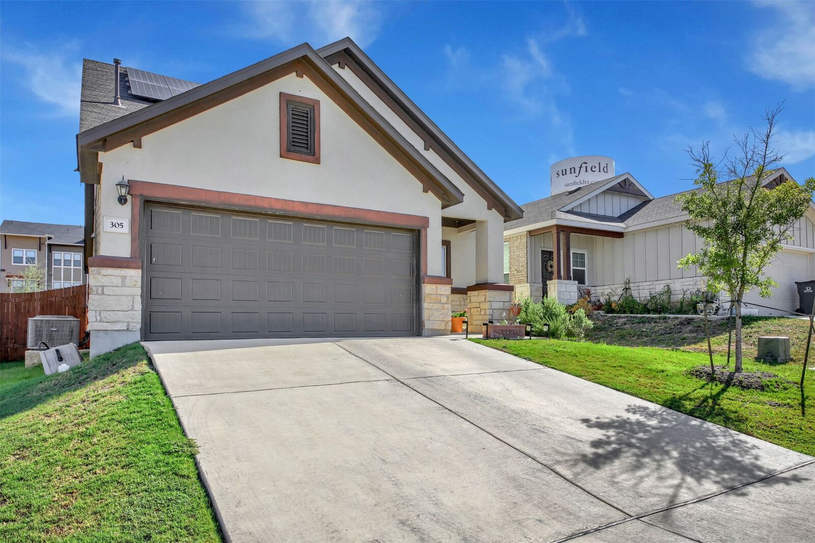 Property Photo:  305 Satsuma Drive  TX 78610 