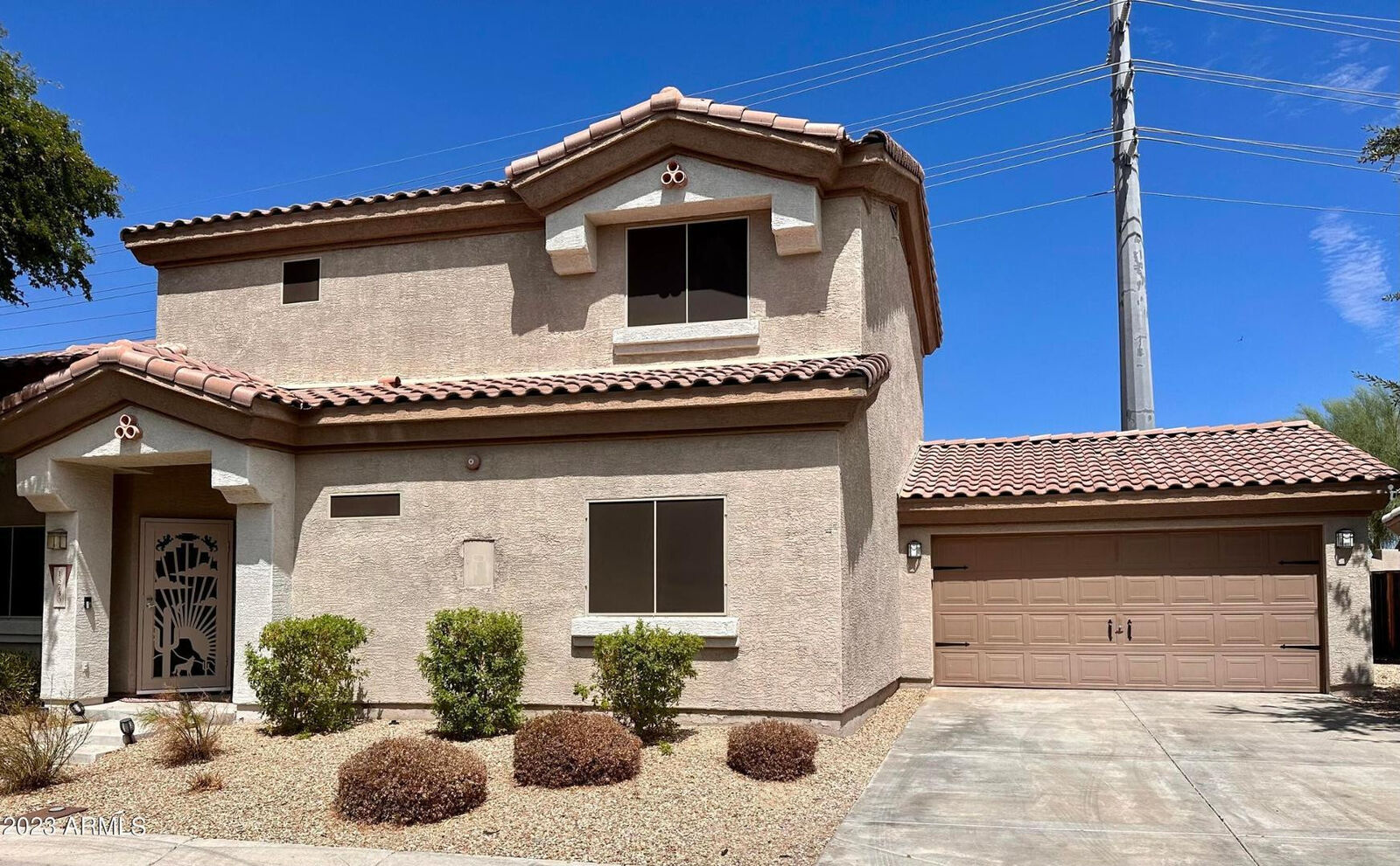 Property Photo:  15730 N Hidden Valley Lane  AZ 85382 