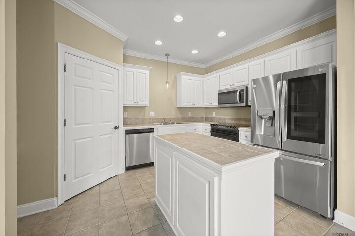 Property Photo:  4063 Northshore Ave  LA 70820 