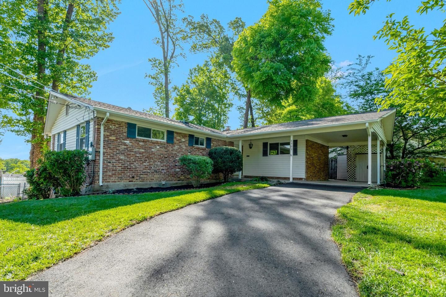 Property Photo:  8909 Victoria Road  VA 22151 