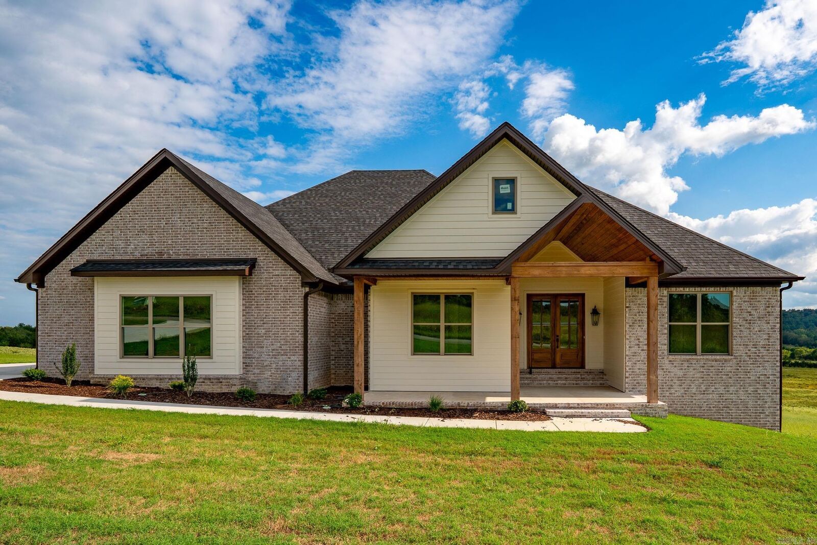 Property Photo: 268 Castleberry Road AR 72058