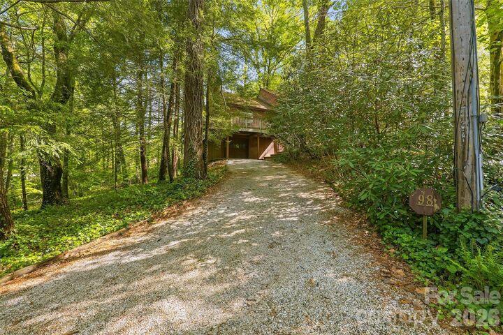 Property Photo:  98 Skyline Drive  NC 28791 