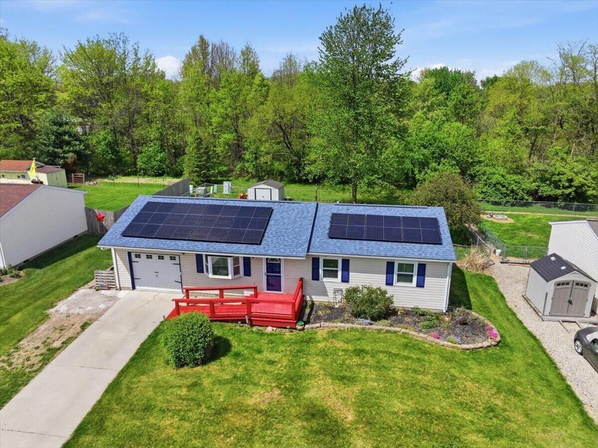 Property Photo:  14214 Pleasant Ridge Drive  OH 43040 