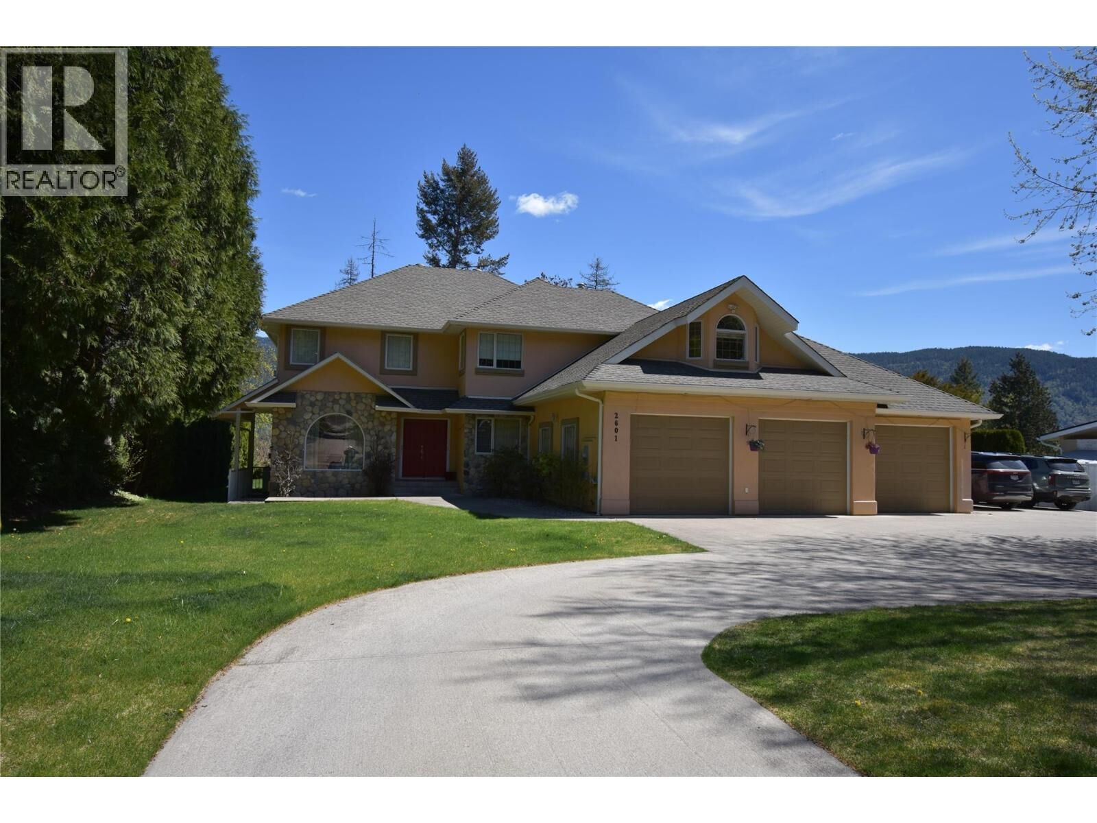 Property Photo: 2601 9th Avenue BC V1N 2Y7