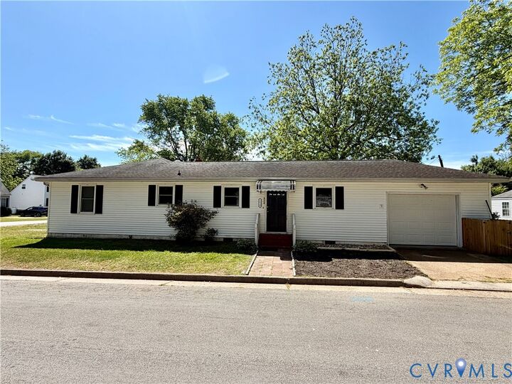 Property Photo:  1619 F Street  VA 23181 