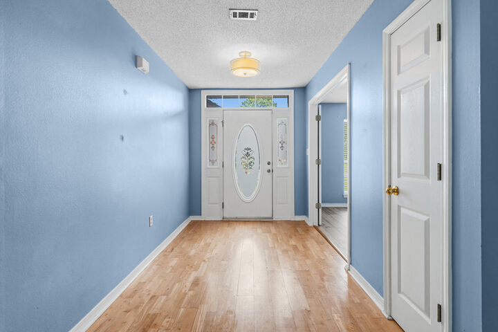 Property Photo: 3998 Lauren Court FL 32541