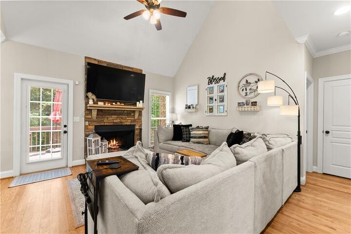 Property Photo: 1061 Carlisle Road GA 30534