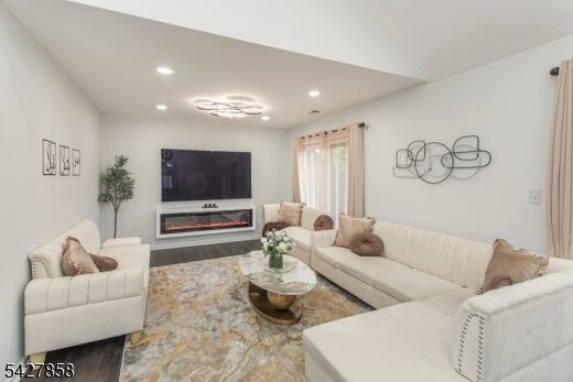 Property Photo: 1 Yacenda Dr B NJ 07950