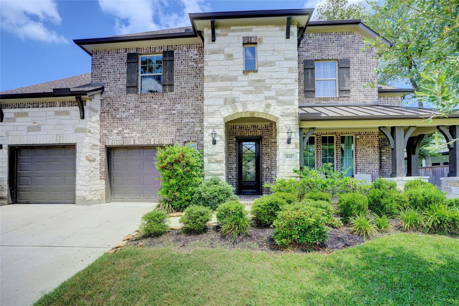 Property Photo:  632 Maple Creek Court  TX 77304 