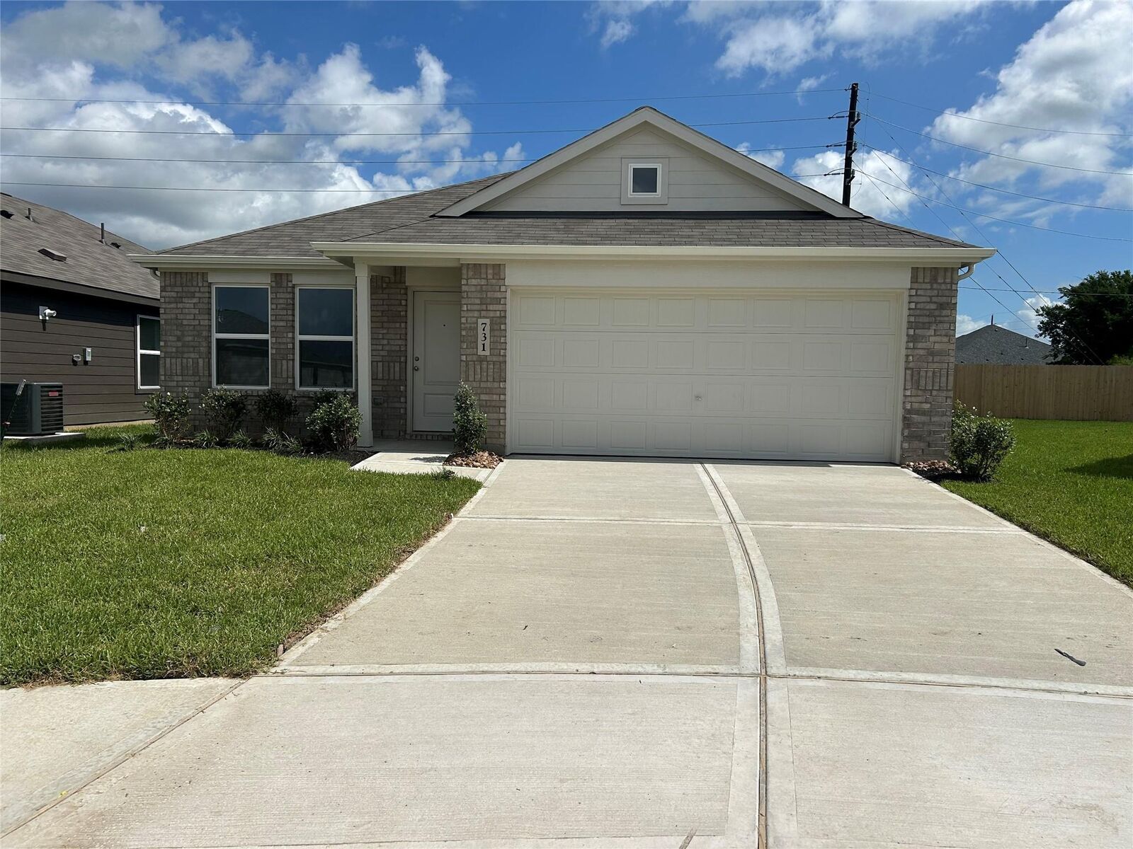 Property Photo:  731 Salto Shipwreck Lane  TX 77532 