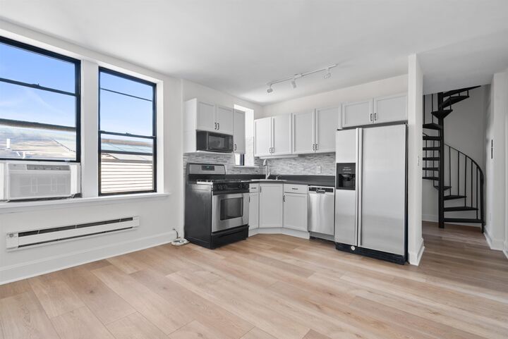 Property Photo:  164 Ogden Ave 405  NJ 07307 