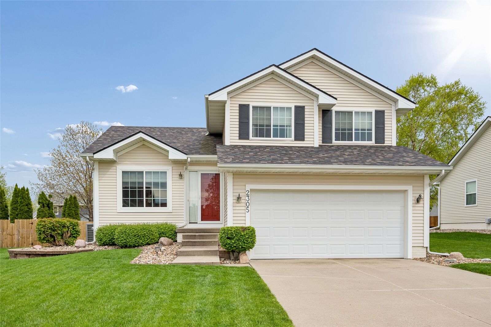 Property Photo:  2305 NW Maple Street  IA 50023 