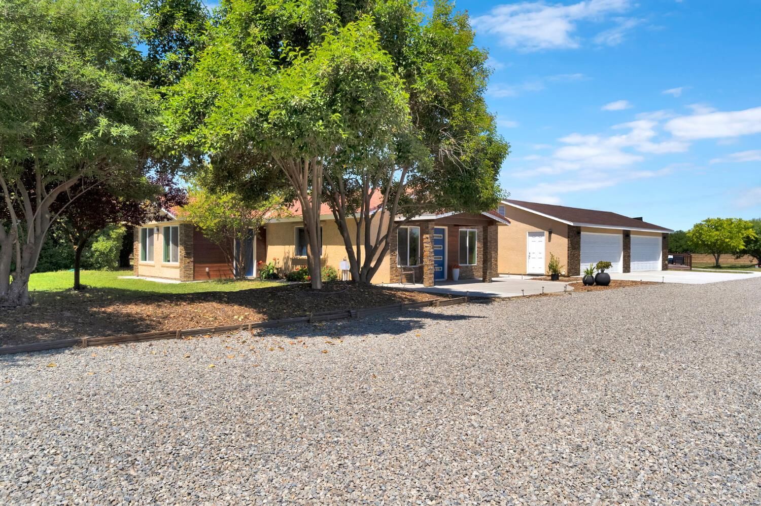 Property Photo: 7595 Highway 43 CA 93230