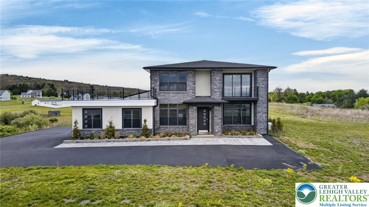 Property Photo:  1160 Dayne Drive  PA 18235 