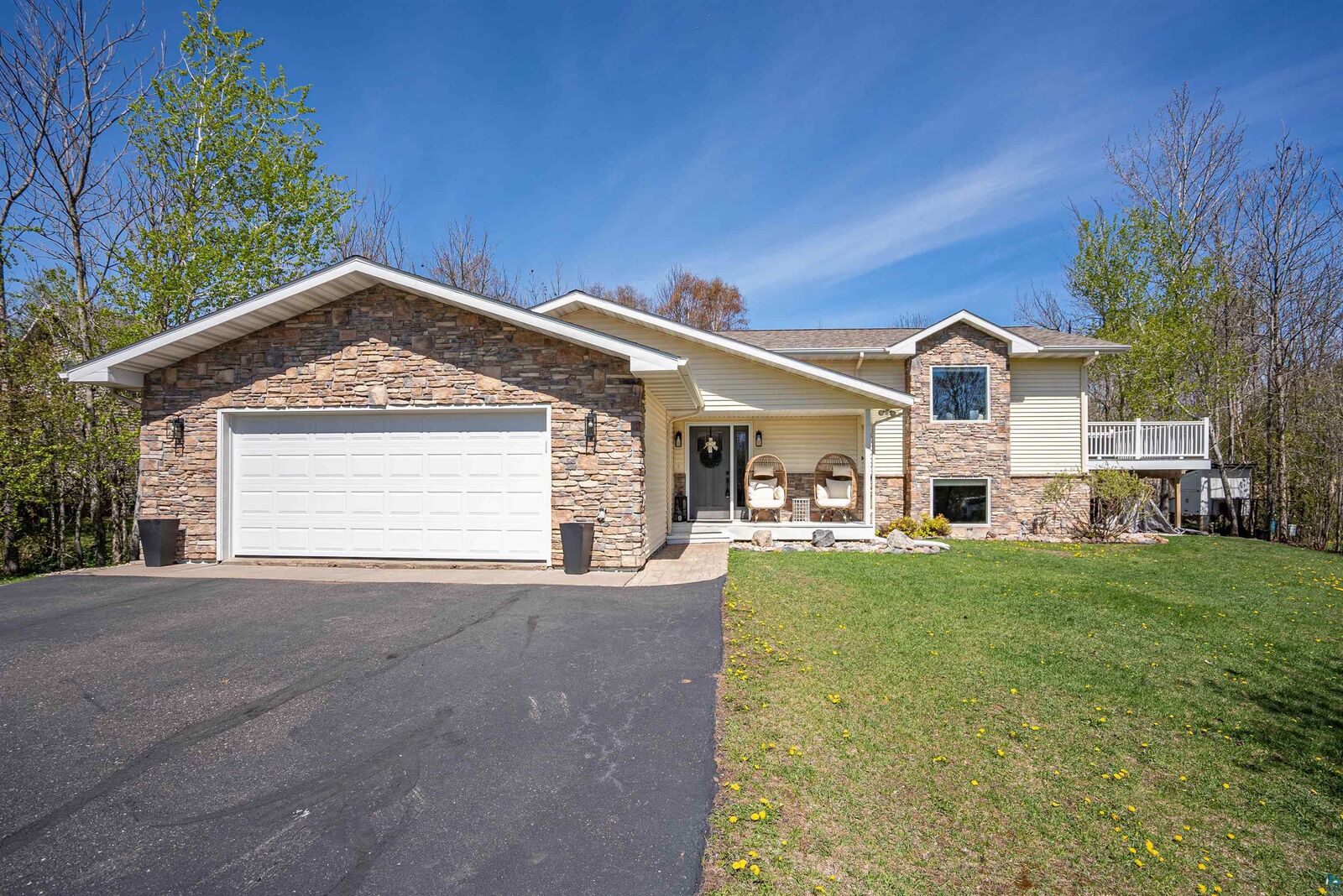 Property Photo: 4809 Oak Ridge Dr MN 55811