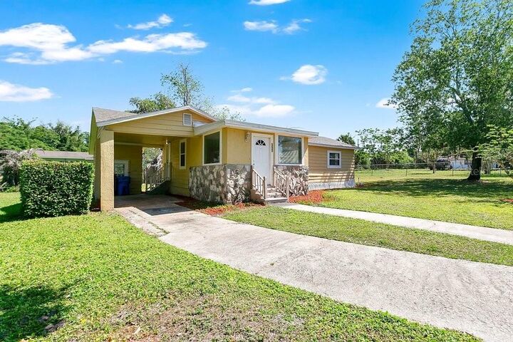 Property Photo: 595 3rd Street FL 32765