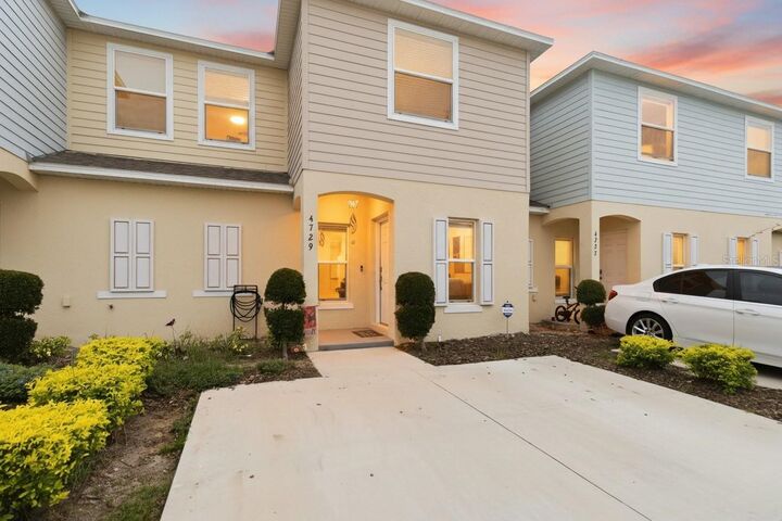 Property Photo:  4729 Coral Castle Drive  FL 34746 