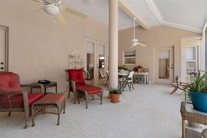 Property Photo:  382 Royal Palm Way  FL 34608 