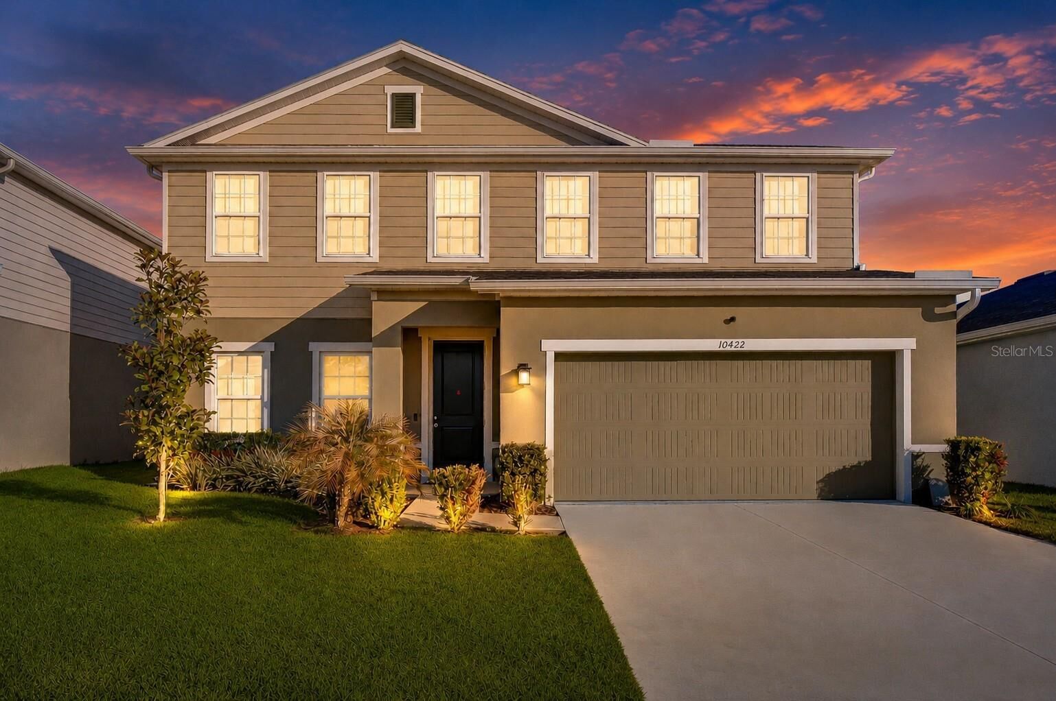 Property Photo: 10422 Gliding Eagle Way FL 34638