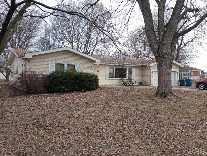 Property Photo:  117 Bonita Street  IL 62095 